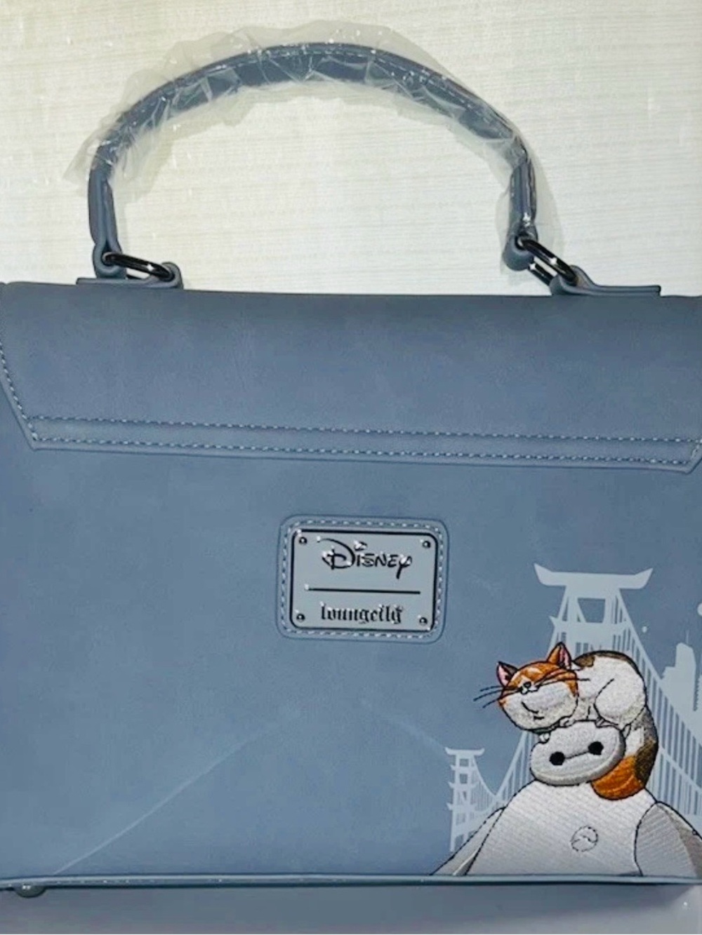 Loungefly Disney Big Hero 6 Crossbody Bag - Picture 2 of 2